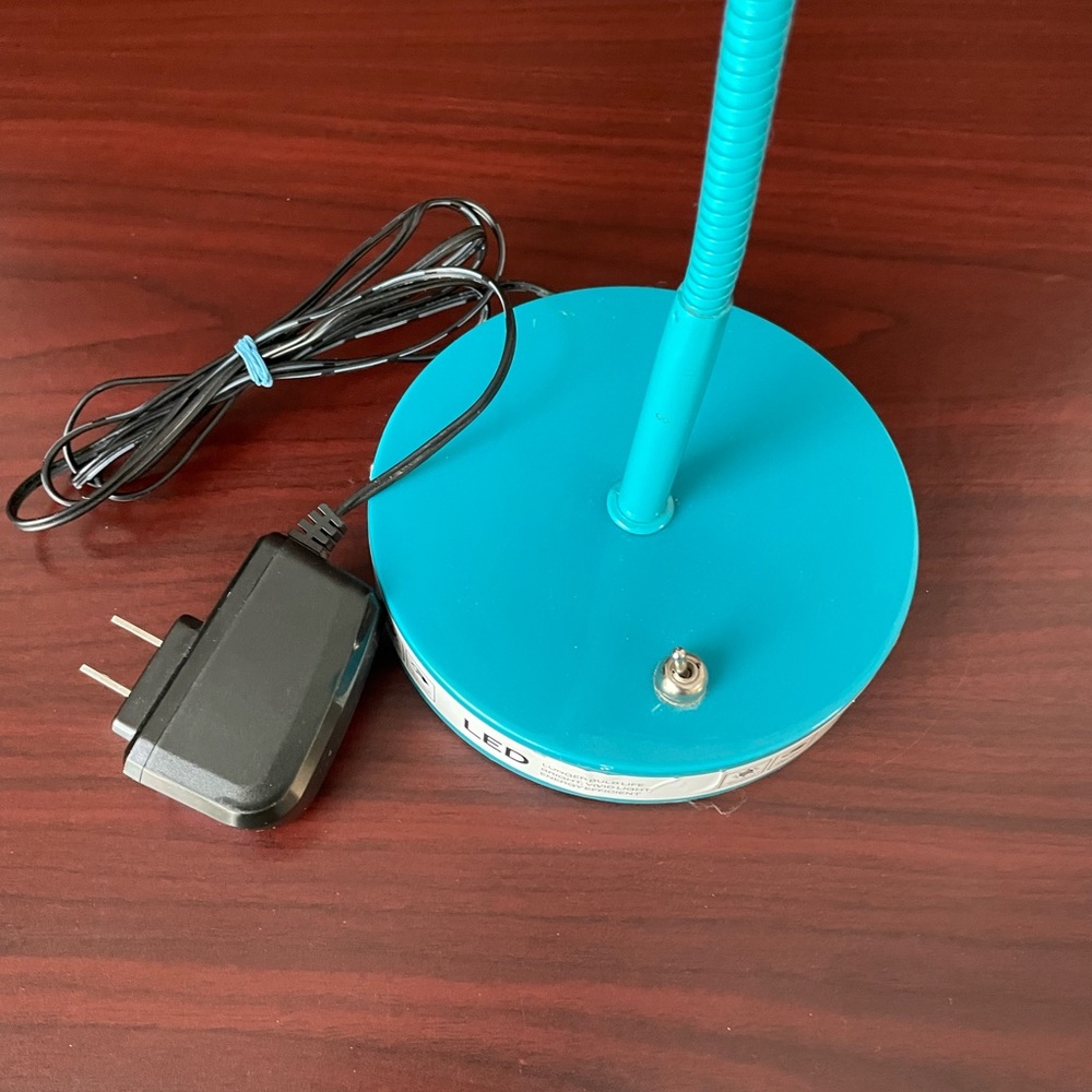LED table lamp - Picture 6 of 11